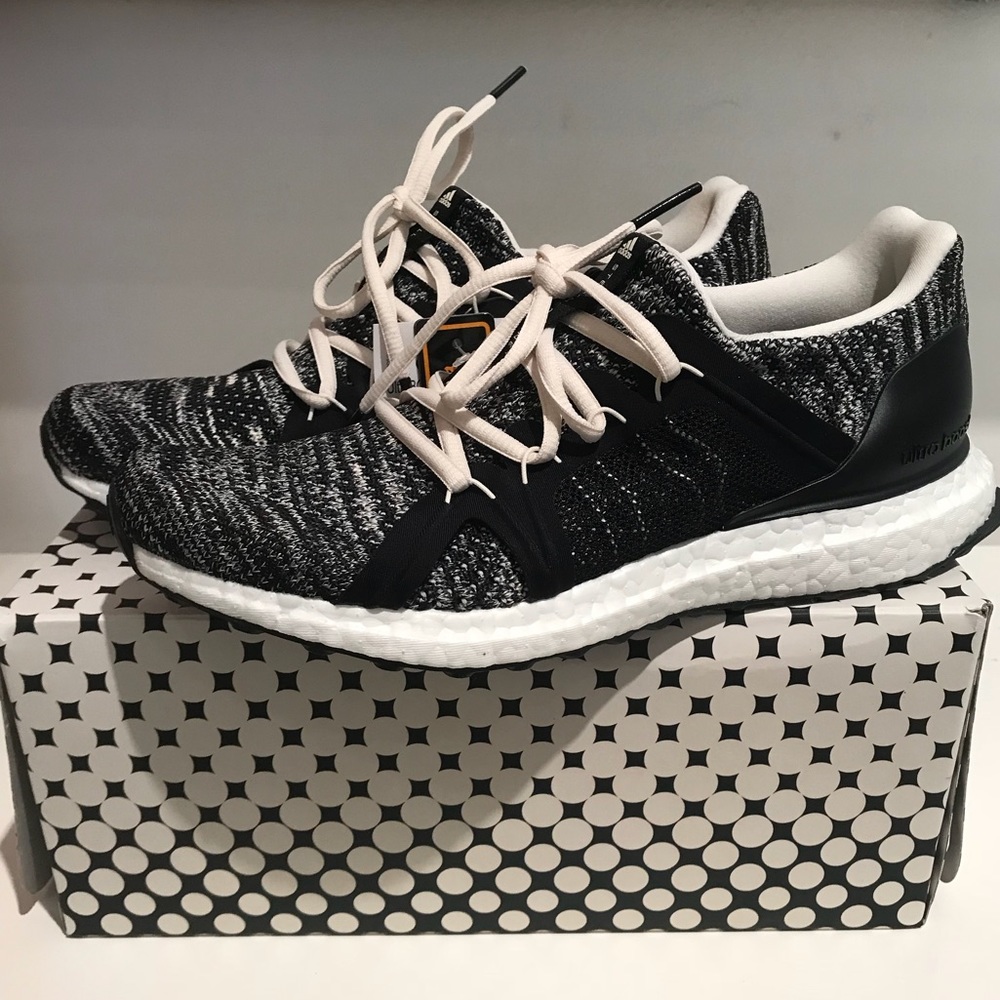 NEW Adidas UltraBoost